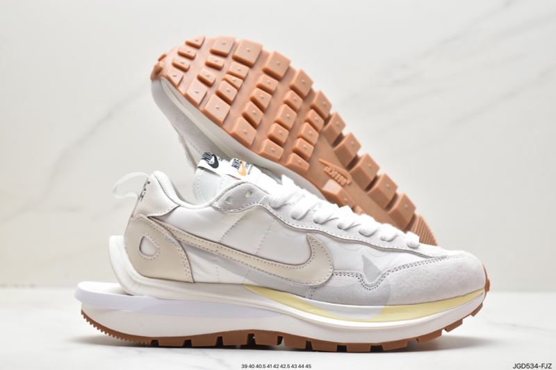 Sacai X Nike regasus vaporrly